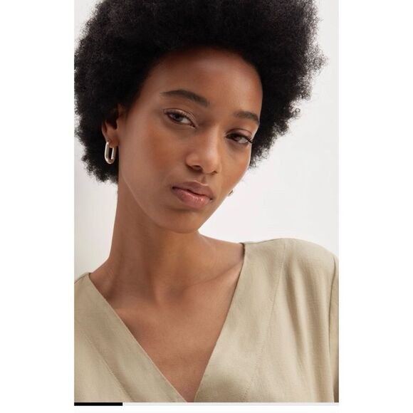 EVERLANE The Wrap Jumpsuit in Linen Trench Coat Khaki Size 6 / NWT - Picture 5 of 13